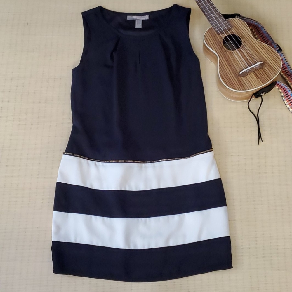★Sleeveless Black & White Color Block Shift Dress